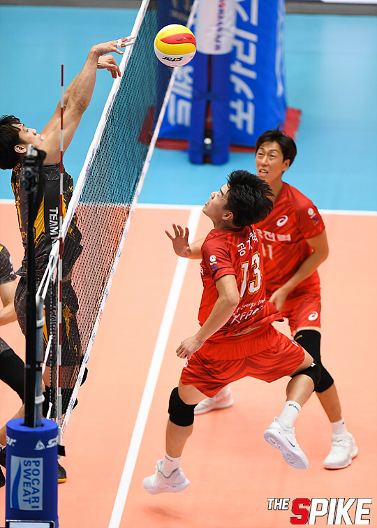 S180909YW365.jpg