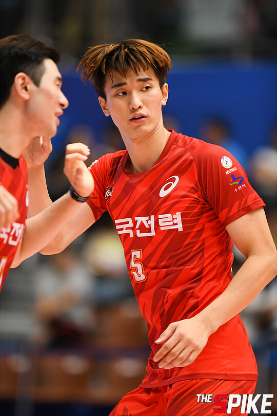 S180909YW3106.jpg