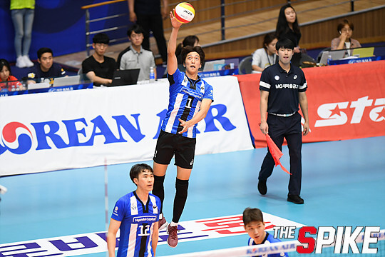 S180909YW6117.jpg