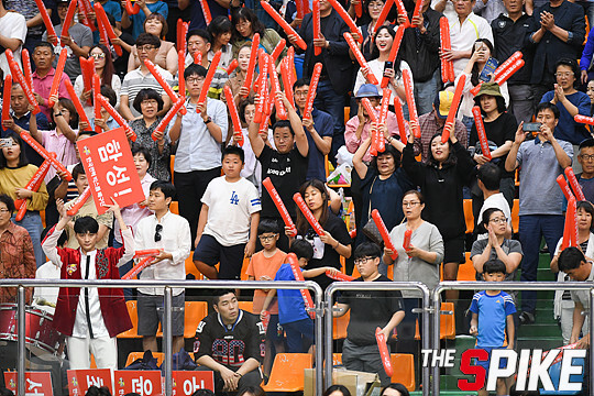 S180909YW615.jpg