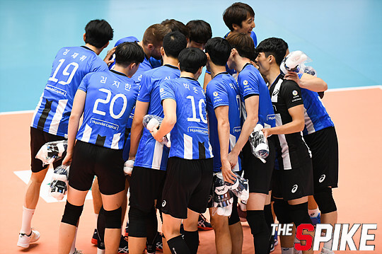 S180909YW638.jpg