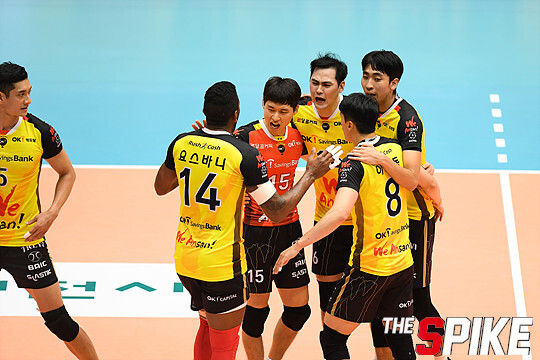 S180909YW676.jpg