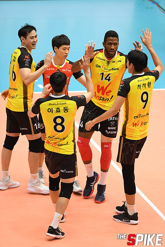 S180909YW653.jpg