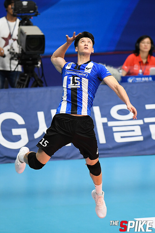 S180909YW6124.jpg