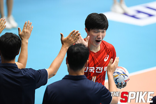 S180909YW609.jpg