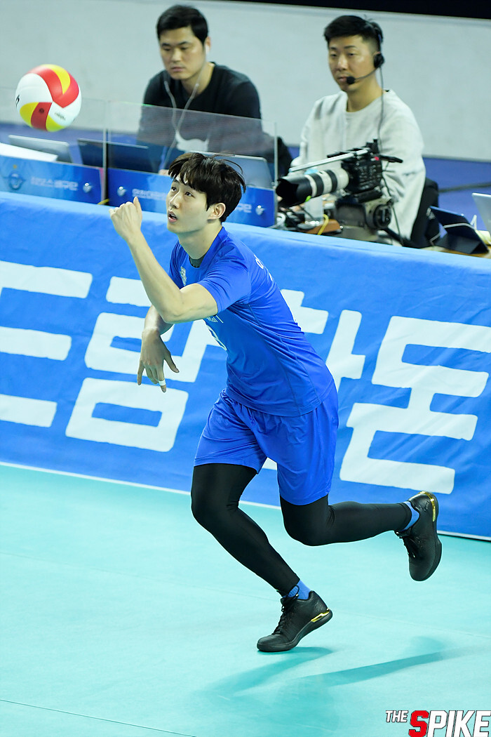 S190203YW0049.jpg