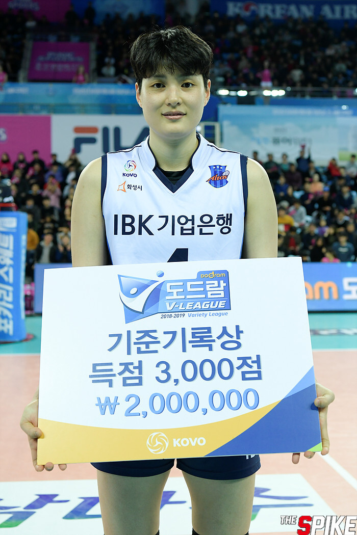 S190204YW0145.jpg