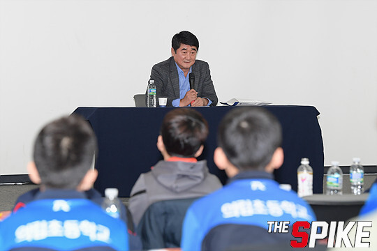 S171201YW45.jpg