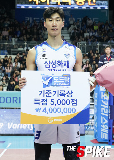 YYW6285.jpg