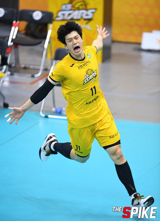 MBJ_6349_1.jpg