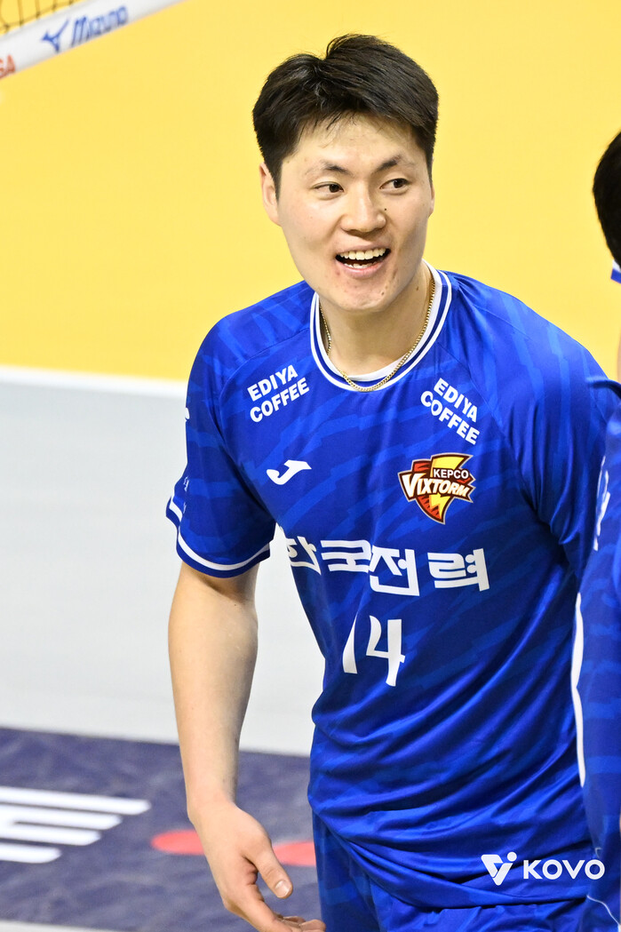 원정서 승점3 추가 한국전력, 권영민 감독 "에디 80점 주겠다"