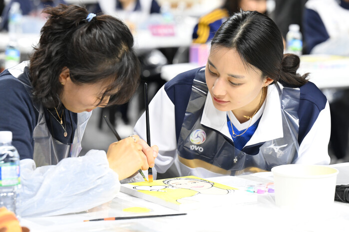 해설위원 표승주 "아나운서·...